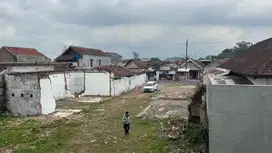 DI JUAL RUMAH DAN TANAH SHM ON HAND BUMIAYU MALANG POROS JALAN