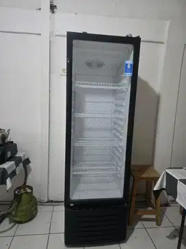 Jual showcase bekas