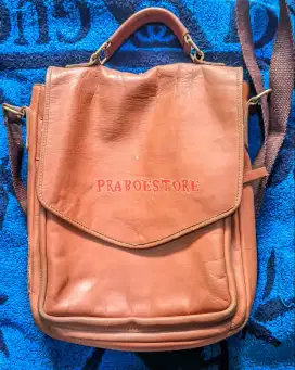 Tas selempang Kulit