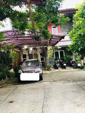 Rumah 3 Lt Siap Huni 16 Menit ke Pesona Square Dibantu KPR J-32056