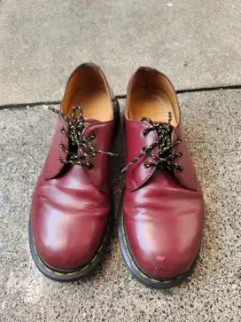 Sepatu dormart dr martens red cherry size 41