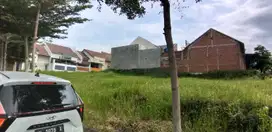 KOST EMERLAD 3 MENIT KAMPUS UNIVERSITAS ISLAM MALANG