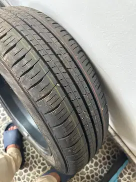 Velk Dan Ban Baru XL7 R16 2025 1