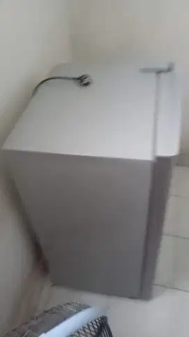 Kulkas second merk sharp dan mini 1 pintu