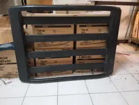 Rak bagasi atap mobil