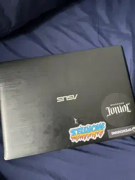 Laptop Asus Tahun 2015