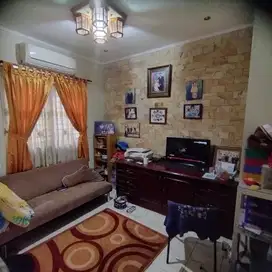 Unit bagus dijual murah dengan kondisi siap huni Kota Wisata