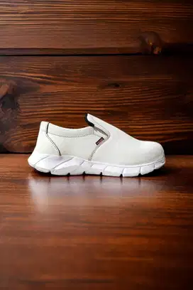 Agen sepatu boots di ace hardware Pekalongan