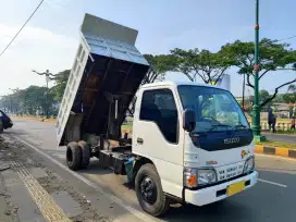 Isuzu NKR71 6 Roda Dump Truck 2013