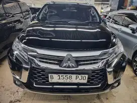 Mitsubishi Pajero Dakar Black Piano 2018