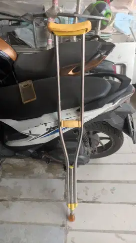 TONGKAT KRUK KETIAK