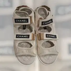 Sendal Sepatu Chanel size 38