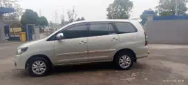 Toyota Kijang Innova 2014 Bensin