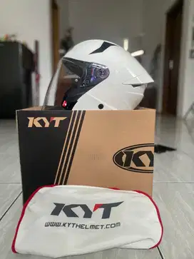 Helm KYT TTR JET WHITE (L) ISTIMEWA