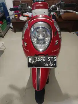 Dijual Honda scoopy tahun 2015 B DKI Jakarta selatan pajak idup