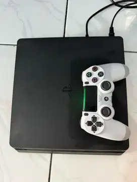 PS4 slim 500gb second
