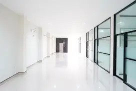 GEDUNG PERKANTORAN LOKASI STRATEGIS DI CILANDAK JAKARTA SELATAN