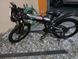 Bismillah dijual Lankeleisi E-Bike XT600
