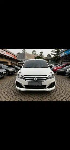 SUZUKI ERTIGA GL MT 2018 WARNA PUTIH MUTIARA ANTIK RARE !!