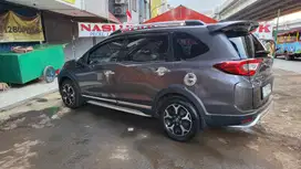 Honda BR-V E Prestige 2017 Matic Mobil istimewa 100% aman laka/banjir