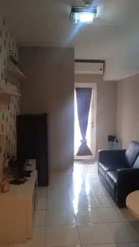 Turun harga, disewakan cepat, apartemen springlake bekasi sumarecon.