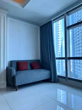 DISEWAKAN APARTEMEN LARIZ PRIVATE LIFT 3BR FULL FURNISHED LENGKAP