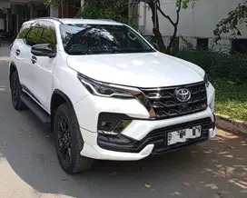 TOYOTA FORTUNER VRZ 2.8L GR 2023 – BLACK ON BLACK