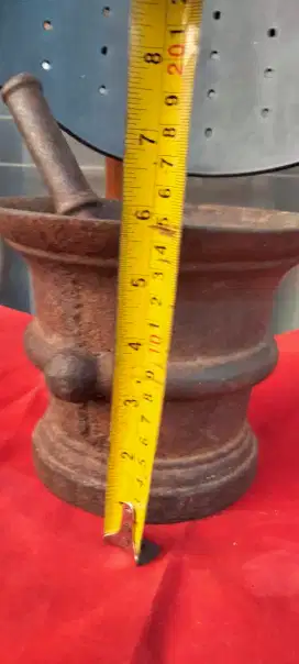 Lumpang besi  jadul
