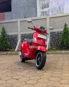 JUAL MURAH VESPA SPRINT 150 iGET ABS FACELIFT 2019 MULUS