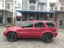 Di jual mobil dengan kondisi ganteng