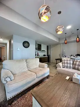DISEWAKAN APARTEMEN LARIZ MANSION FULL FURNISHED SIAP HUNI CEPAT 3BR