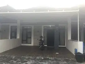 Disewakan Rumah FULL FURNISHED Di JL. Arumba, Tunggulwulung, Lowokwaru