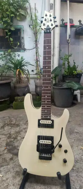 Cort KX5R Original like new