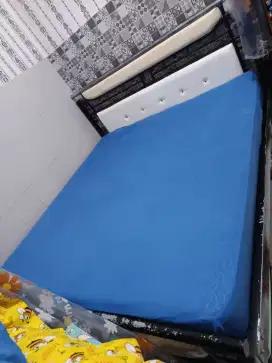 Dipan besi + springbed