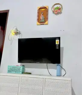 Sedia breket tv/braket tv/briket tv/bracket tv/brekat tv/gantungan tv