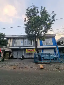 Dikontrakkan disewakan ruko surabaya tingkat kawasan padat penduduk