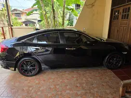 honda civic ES Turbo 2016 nik 2017 74rb KM