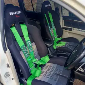 Jok bride lowmax plus seatbelt