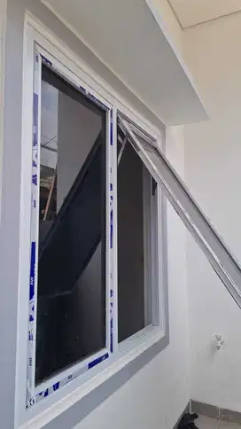 Rumah baru cantik 2 unit di menceng