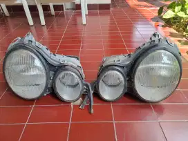 Headlamp Mercedes-Benz E320 1998 W210 HELLA