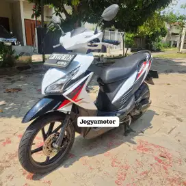 Vario 110 th 2017 NEGO ALUS