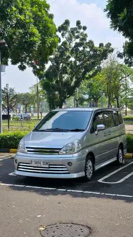 Nissan Serena 2010 Bensin