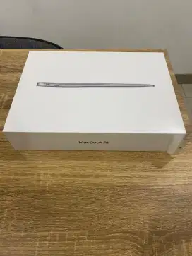 MacBook Air m1 2020 8/256 New Segel