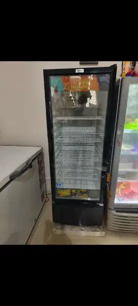 Showcase 4 Rack merk GEA