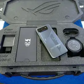 Asus Rog Phone 6 12-256gb Spesial Edition Batman Like new ex grs resmi