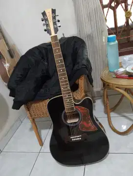 Gitar akustik Coleclark Cuteway jumbo tanbes