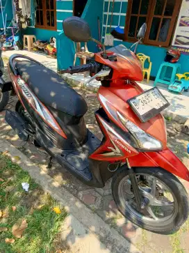 Honda Vario 110cc 2014 (Versi Starter Kasar)