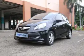DP Rendah  6JT - Honda Brio 1.2 E Bensin-AT 2015 Hitam