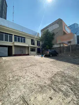 Bangunan Komersial Kantor dan Gudang di HR Muhammad Mayjen Sungkono