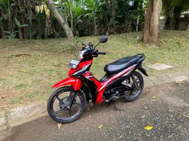 Revo X 2023 spesial kinclong like new